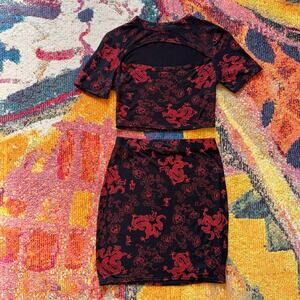 Pretty little Thing red dragon print MATCHING SET SKIRT RED BLACK
